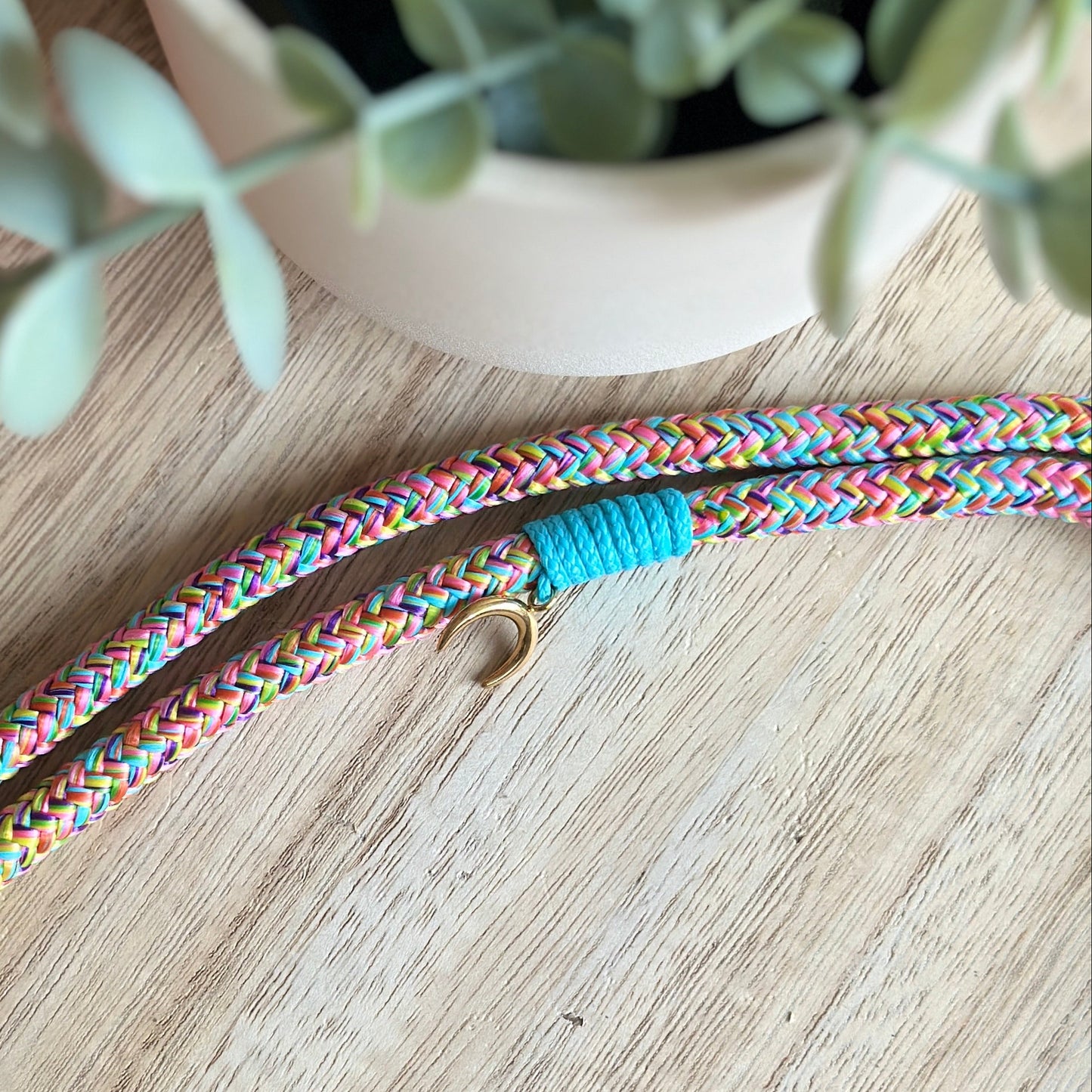 Regenbogen Handykette mit Mondanhänger